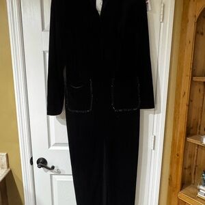 Elegant Black velvet evening gown